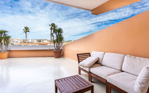 Sorolla: Proprietà, Camera, Immobiliare, Mobilia, Cielo, Interior Design, Casa, Parete, Costruzione, Architettura