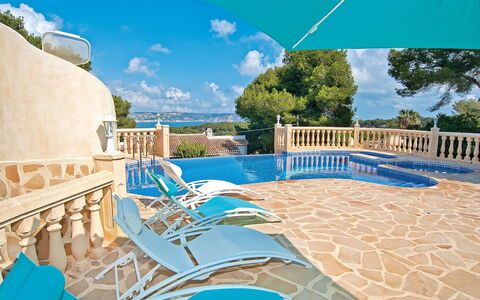 Toscamolino: Proprietà, Piscina, Blu, Acqua, Azzurro, Immobiliare, Costruzione, Vacanza, Casa, Design