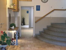 Modern Eingerichtete Suite mit Terrasse