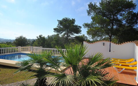 Balcon al Mar: Proprietà, Vegetazione, Cielo, Immobiliare, Albero, Casa, Botanica, Palma, Vacanza, Pianta