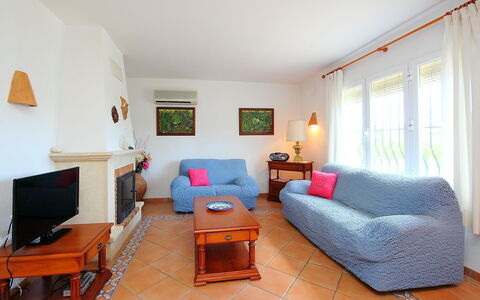 Inma: Camera, Mobilia, Proprietà, Soggiorno, Interior Design, Costruzione, Pavimento, Casa, Immobiliare, Suite