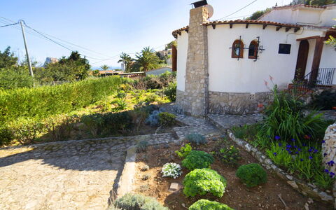 Silene: Pianta, Cielo, Proprietà, Comunita 'Impianto, Finestra, Costruzione, Architettura, Lotto, Paesaggio Naturale, Casa