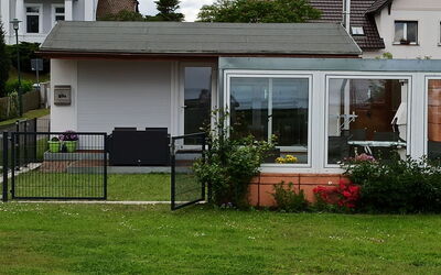 In Altwarp mit Botanischem Garten