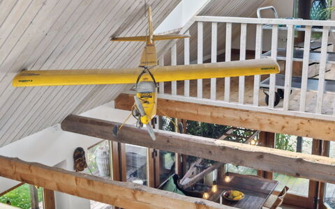 Mirija - 350M from the Sea: Legna, Casa, Portico, Deck, Latifoglie, Tetto, Color Legno, Pavimento In Legno, Eco Hotel