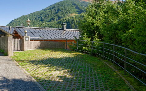Talschluss 500: Bianca, Pendenza