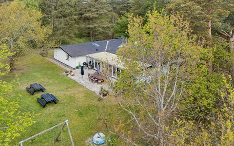 Aiko - 1.8Km from the Sea: Albero, Zona Residenziale, Casa, Lotto, Area Rurale, Villetta, Estate, Landscaping, Sobborgo, Prato