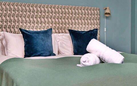 Catterick Cottage: Legna, Camera, Color Legno, Sedia
