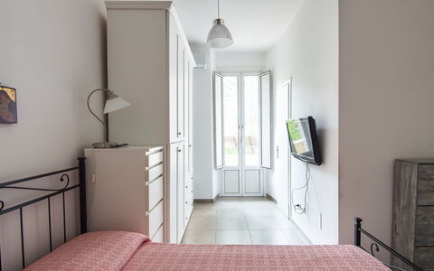 Il Piccolo: Blu, Zona Residenziale, Sobborgo, Estate, Landscaping, Hedge