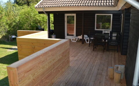 Juditha - 750M from the Sea: Legna, Latifoglie, Pavimento, Color Legno, Pavimentazione, Plank, Deck, Pavimento In Legno, Raccordo, Portico