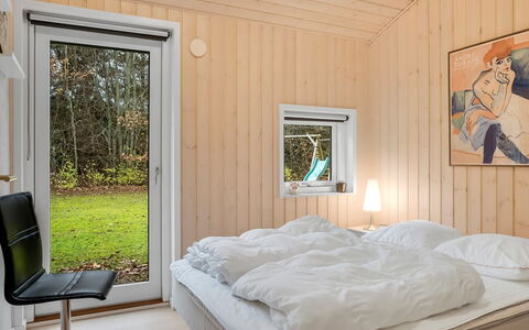 Hemfrith - 500M to the Fjord: Camera Da Letto, Legna, Letto, Interior Design, Lenzuolo, Soffitto, Casa, Mobilia, Bedding, Camera