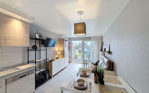 Tureluur Ii with Terrace: Interior Design, Pavimentazione, Parete, Mobilia, Pavimento, Soffitto, Legna, Controsoffitto, Camera, Cucina
