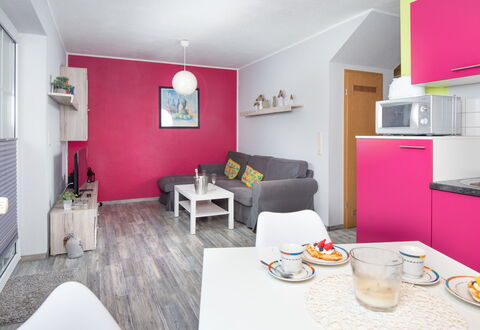 Mars: Interior Design, Pavimentazione, Mobilia, Pavimento, Camera, Appartamento, Casa, Rosa, Soggiorno