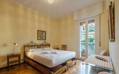 Nerina: Interior Design, Parete, Mobilia, Letto, Pavimento, Legna, Camera Da Letto, Pavimentazione, Camera, Lenzuolo