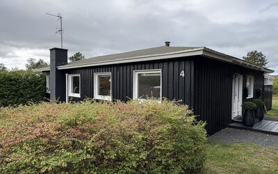 Haralde - 1.4Km from the Sea