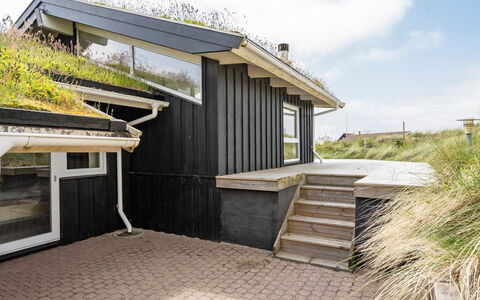 Osfrid - 175M from the Sea: Legna, Mobilia, Appartamento, Camera, Soffitto, Color Legno, Sedia, Latifoglie, Vernice, Legname
