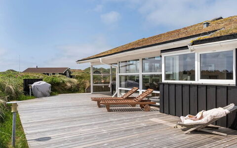 Osfrid - 175M from the Sea: Legna, Mobilia, Appartamento, Camera, Soffitto, Color Legno, Sedia, Latifoglie, Vernice, Legname