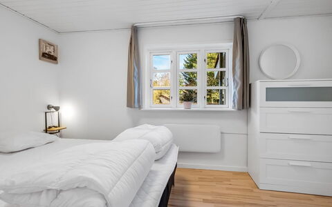 Senija - 6.5Km from the Sea: Camera Da Letto, Letto, Bedding, Lenzuolo, Casa, Appartamento, Telaio Del Letto, Cuscino, Lancia Cuscino, Biancheria