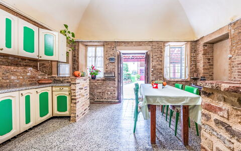 Penango 200: Sedia, Brick, Pianta Della Casa, Piastrella, Cucina & Sala Da Pranzo Tavolo, Controsoffitto, Cucina, Villa