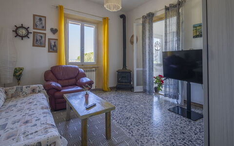 La Torre sul Ponte, Seaview, Garden: Mobilia, Interior Design, Parete, Pavimentazione, Pavimento, Camera, Illuminazione, Soffitto, Casa, Soggiorno