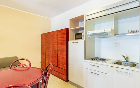 Alghero Residence, Seaside Apartments: Pavimentazione, Interior Design, Pavimento, Legna, Soffitto, Camera, Appartamento, Color Legno, Pavimento In Legno, Latifoglie
