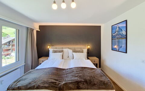 Chez Gredia: Interior Design, Pavimentazione, Soffitto, Pavimento, Mobilia, Camera, Camera Da Letto, Legna, Letto, Illuminazione