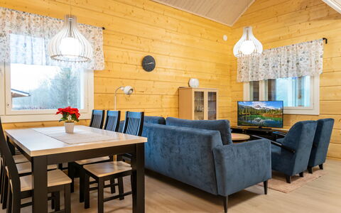 Joutsenranta: Interior Design, Legna, Mobilia, Pavimentazione, Soffitto, Casa, Pavimento, Illuminazione, Camera, Soggiorno
