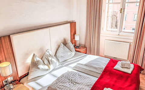 Obervellach 200: Appartamento, Bedding, Lenzuolo, Camera Da Letto, Letto, Telaio Del Letto, Materasso, Biancheria, Hotel