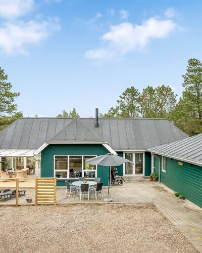 Nele - 1.4Km from the Sea