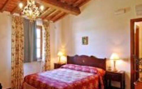 Tenuta Borgo al Sole: Mobilia, Interior Design, Letto, Camera Da Letto, Camera, Biancheria, Lenzuolo, Bedding, Telaio Del Letto, Cornice