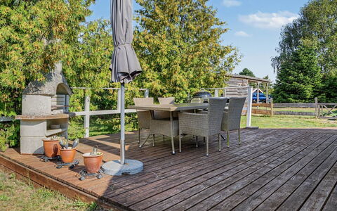 Lycka - 700M from the Sea: Legna, Mobili Da Esterno, Giardino, Mobilia, Latifoglie, Lotto, Deck, Pavimento In Legno, Backyard, Plank