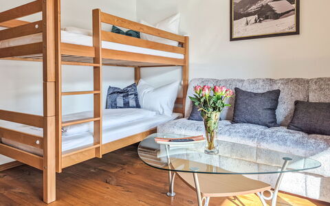 Glück auf: Mobilia, Interior Design, Pavimentazione, Pavimento, Legna, Letto, Camera Da Letto, Camera, Letto A Castello, Soffitto