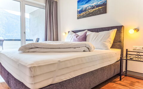 Glück auf: Camera Da Letto, Letto, Bedding, Cuscino, Lenzuolo, Telaio Del Letto, Camera, Lancia Cuscino, Appartamento, Biancheria