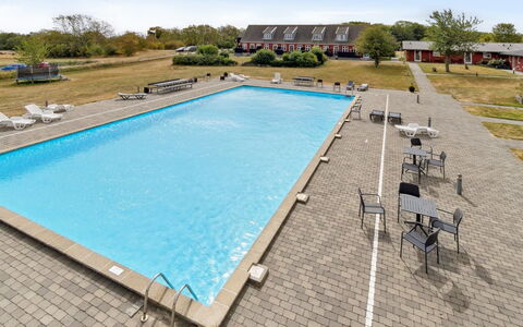 Ruse - 6Km from the Sea: Piscina, Ricorrere, Terme, Hotel, Resort Citta ', Eco Hotel, Mobili Da Esterno, Centro Ricreativo