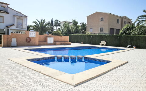 Residencial Casanova: Casa, Balcone, Estate, Hacienda, Dimora, Villa, Portico