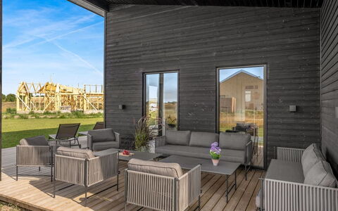 Marten - 500M from the Sea: Legna, Casa, Materiale Composito, Deck, Latifoglie, Plank, Raccordo, Sedia, Portico, Terrazza
