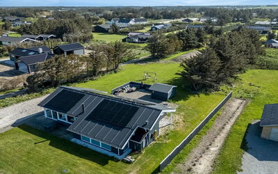 Månviva - 250M from the Sea