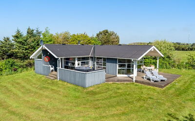 Annvy - 875M from the Sea
