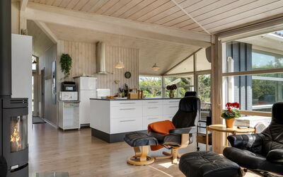 Annvy - 875M from the Sea