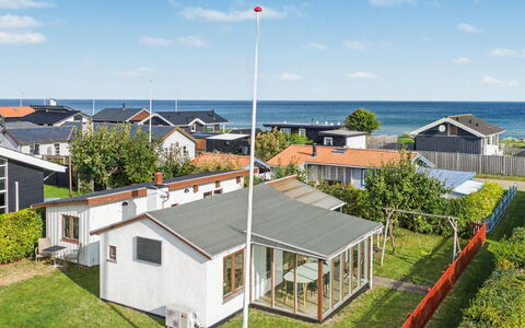 Ginger - 50M from the Sea: Villetta, Lotto, Log Cabin, Riva, Serbatoio, Capannone, Edifici Giardino, Suono, Woodland