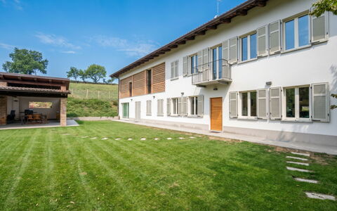 Cuadrat: Zona Residenziale, Lotto, Casa, Prato, Estate, Giardino, Agriturismo, Cortile, Landscaping, Villa