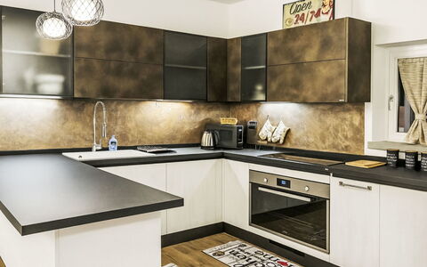 Il Tiglioré: Cucina, Elettrodomestico Da Cucina, Legna, Controsoffitto, Pavimentazione, Mobilia, Interior Design, Cabinetry, Casa, Elettrodomestico