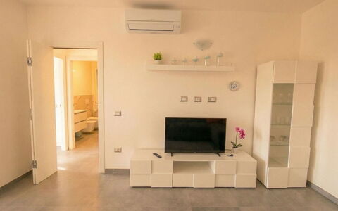 Posada 10: Pavimentazione, Pavimento, Mobilia, Interior Design, Parete, Legna, Camera, Soggiorno, Soffitto, Illuminazione