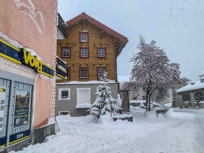 Mit Blick in die Berge