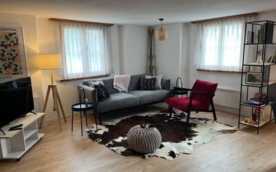 Gemütlich Eingerichtete Ferienwohnung Chasa