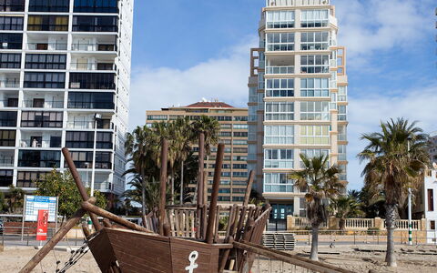 La Joya: Area Metropolitana, Condominio, Zona Urbana, Zona Residenziale, Uso Misto, Costruzione, Città, Proprietà, Architettura, Quartiere