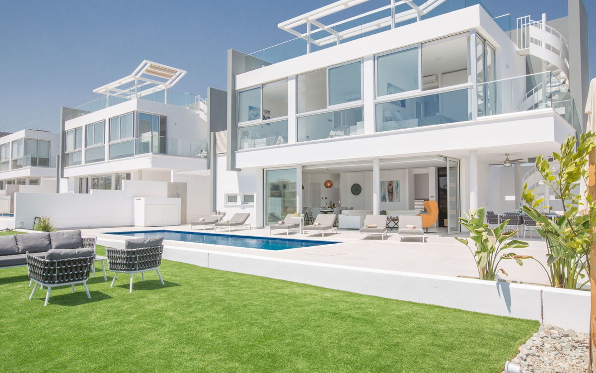 Haus in Pernera mit Bi-Fold Patio