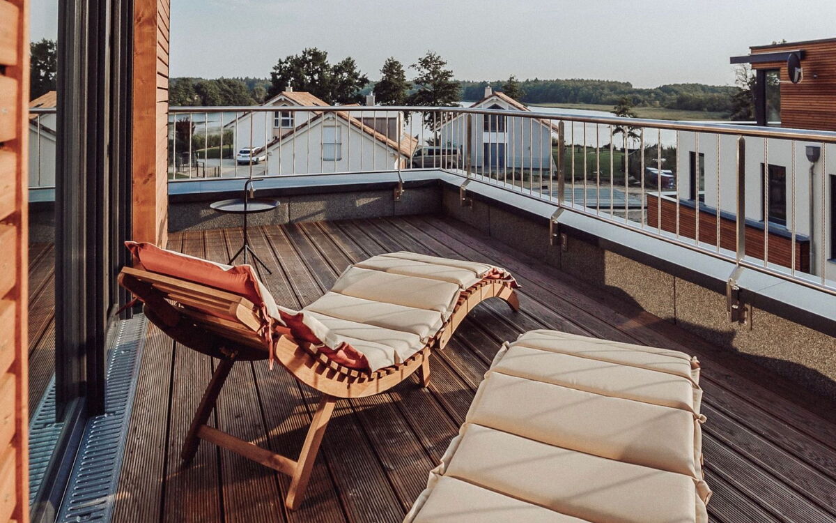 Modernes Ferienhaus mit Sauna, Seeblick, Dachterra