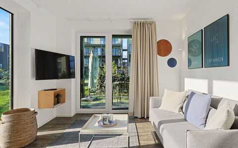 Zur Waldoase (710): Mobilia, Interior Design, Pavimentazione, Pavimento, Legna, Camera, Tavolo, Sedia, Soggiorno, Appartamento