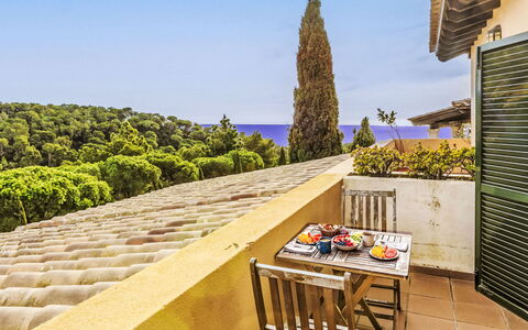 Tiana: Casa, Eco Hotel, Shade, Villa, Balcone, Ricorrere, Pianta Della Casa