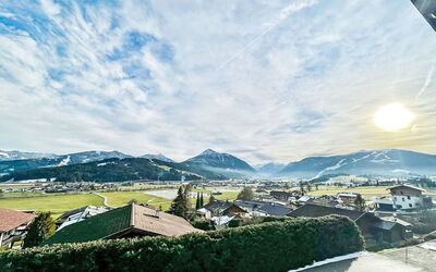 Flachau 800: Cielo, Collina, Nube, Catena Montuosa, Hill Station, Luce Del Sole, Valle, Alpi, Pendenza, Villaggio